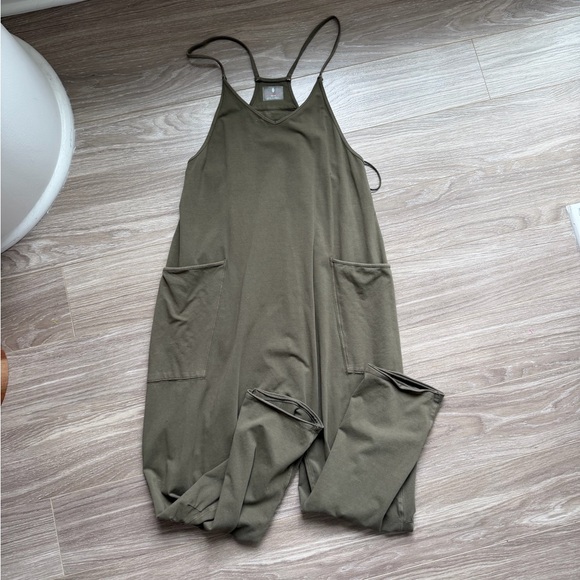 FP Movement Hot Shot Onesie in Green EUC Sz XS Sea Grass - Picture 2 of 8